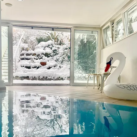 빌라 Pool Wellness Golf Area Near Basel 캔던