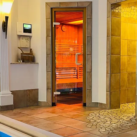 Pool Wellness Golf Area Near Basel * 캔던